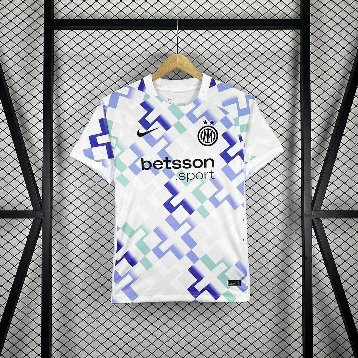 25-26 Inter away